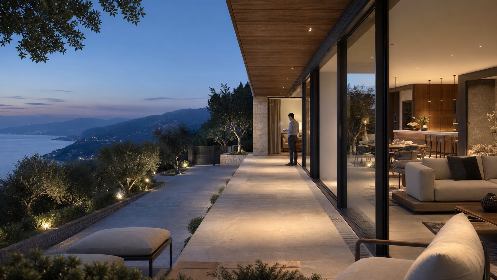 Private French Riviera villa managed while the owner is away